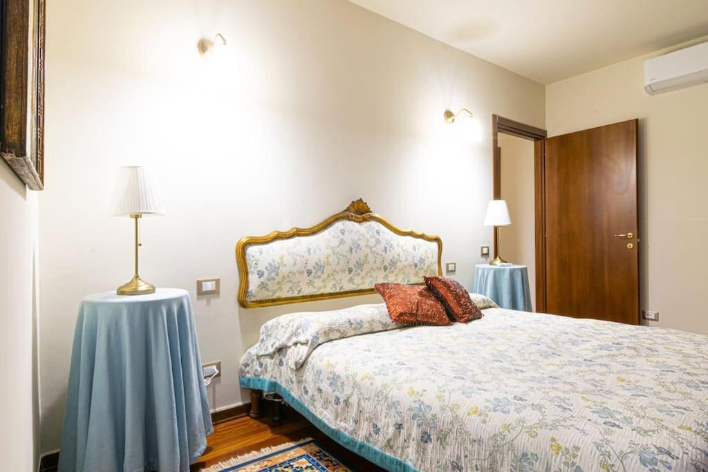 Alma - Rialto Bridge Appartement Venetië